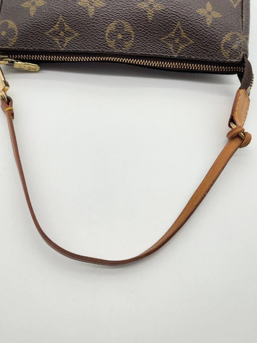 Authentic Louis Vuitton Pochette Accessoires Monogram Shoulder Bag LV Handbag - Picture 7 of 16